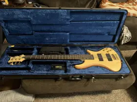 Custom-5 Schecter 2541 Stiletto Electric Bass Gloss Natural