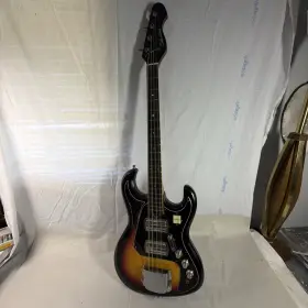 1490 Silvertone 1970s Short-scale Bass Sunburst