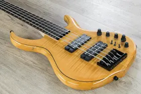 M7-sash5-nt-v2 Sire Marcus Miller M7 5-string 2nd Gen Bass Swamp Ash Body Nt Natural