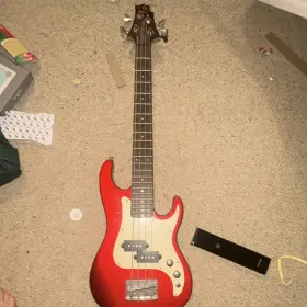 0303700 Squier Standard Precision Bass 4-string Right-handed Solid Basswood Red