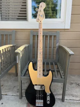 0377100506 Squier Paranormal Jazz Bass Ft54 Electric Guitar - Black/maple
