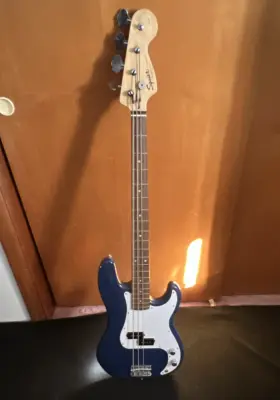 Cy0717338 Squier P Bass Electric Guitar 4 String Blue Right-handed Solid Body