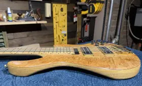 Ls549 Str 5 String Hand Made Electric Bass