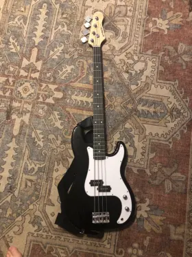 Es-339 Strich Bass Guitar 4 String