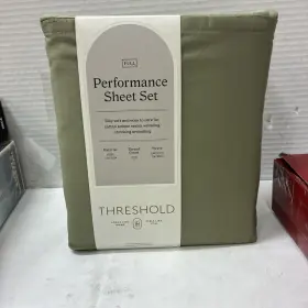 Threshold 191908879918 Full Solid Performance 400 Thread Count Sheet Set Green - Cotton Sat