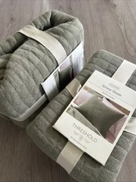 Threshold 197543870976 Standard Jersey Quilt Sham Heather Olive Green - Cotton Lot 2