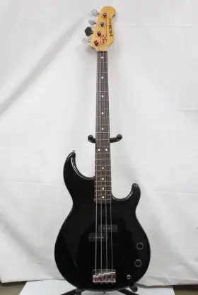 Bb800 Yamaha 4 String Bass Guitar - Japan