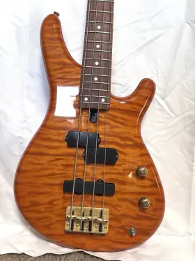 Mb40h Yamaha Motion B - Mb 40h Quilted Flamed Orange Maple Top Pj Pickups 1996