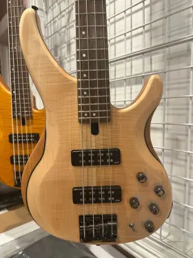 Trbx604fm Yamaha Ns Natural Satin 4 String Electric Bass Guitar Display