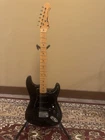Arbor Fender Stratocaster Solid-body 6-STRING Rh Maple Neck Black Hard Case Used. Price: $300.00.