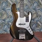 Fender American Ultra Ii Jazz Bass Texas Tea W/molded Hard Case New. Price: $2419.99.