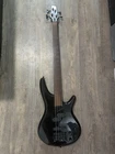 Ibanez Sdgr Series 4-STRING Solid Body Right-handed Electric Bass, Black+case Used. Price: $400.00.