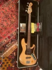 Fender Usa 2000 Deluxe Ash Jazz Bass American Used. Price: $2200.00.
