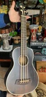 Ukulele Bass Ortega Lizard-bs-gb Amplified Nuovo. Price: $424.35.