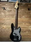 Squier Precision Pj Bass Special 1997 - Gloss Black W/fender Gig Bag Used. Price: $399.00.