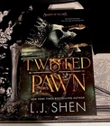 L.j. Shen Twisted Pawn Deluxe Edition Society Of Villains Pb Signed Inscribed Brand. Price: $45.00.