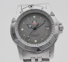 Near Mint Tag Heuer 959.706G Professional 200M Quartz Gray Dial Mens Watch Date Pre-owned. Price: $399.99.