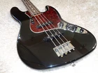 2000 Fender Deluxe Active 4 String Jazz Bass Mim Black Rosewood Fingerboard Used. Price: $549.99.
