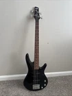 Ibanez Gio Soundgear Mikro GSRM20 4-STRING Electric Bass Guitar Black Used. Price: $149.99.