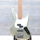 Sadowsky Metroexpress 21-FRET Hybrid P/j 5-STRING Solid Champagne Metallic W/bag Open. Price: $1049.00.