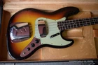 Fender Custom Shop 1965 Jazz Bass Journeyman Relic Faded 3-COLOR Sunburst, Used. Price: $7865.95.