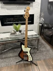 Fender Medium Bass Electric 4-STRING Solid Sunburst Guitar Maple Neck Used. Price: $690.00.