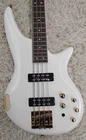 Jackson Series Spectra JS3 4-STRING Electric Bass Guitar, Snow White Demo Open. Price: $199.95.
