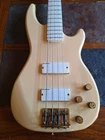 Greco Guitar Device W/spirit Energy Bass Active Mij '80S - White Used. Price: $685.00.
