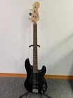 Fender Squier Precision Bass (R7A015806) Used. Price: $249.99.