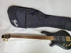 Fullerton YAGC8530 Left-hand Electric Bass Guitar Black 4-STRING Fretless W/ Bag Used. Price: $289.95.