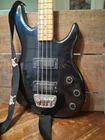 Peavey Foundation Bass Guitar 4 Strings Used. Price: $269.00.