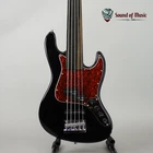Sadowsky Metroexpress Hybrid P/j 5-STRING Fretless Bass W/gig Bag (used). Price: $849.99.