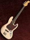 Fender Flea Jazz Bass Rw Roadworn Shell Pink (NO260213) Used. Price: $1875.00.